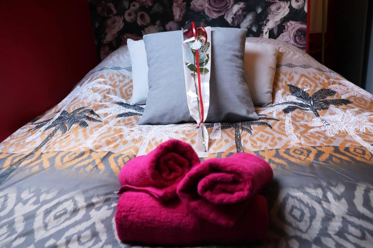 Romantic Studio Eve - Proche Gare - Netflix - Wifi Amiens Kültér fotó